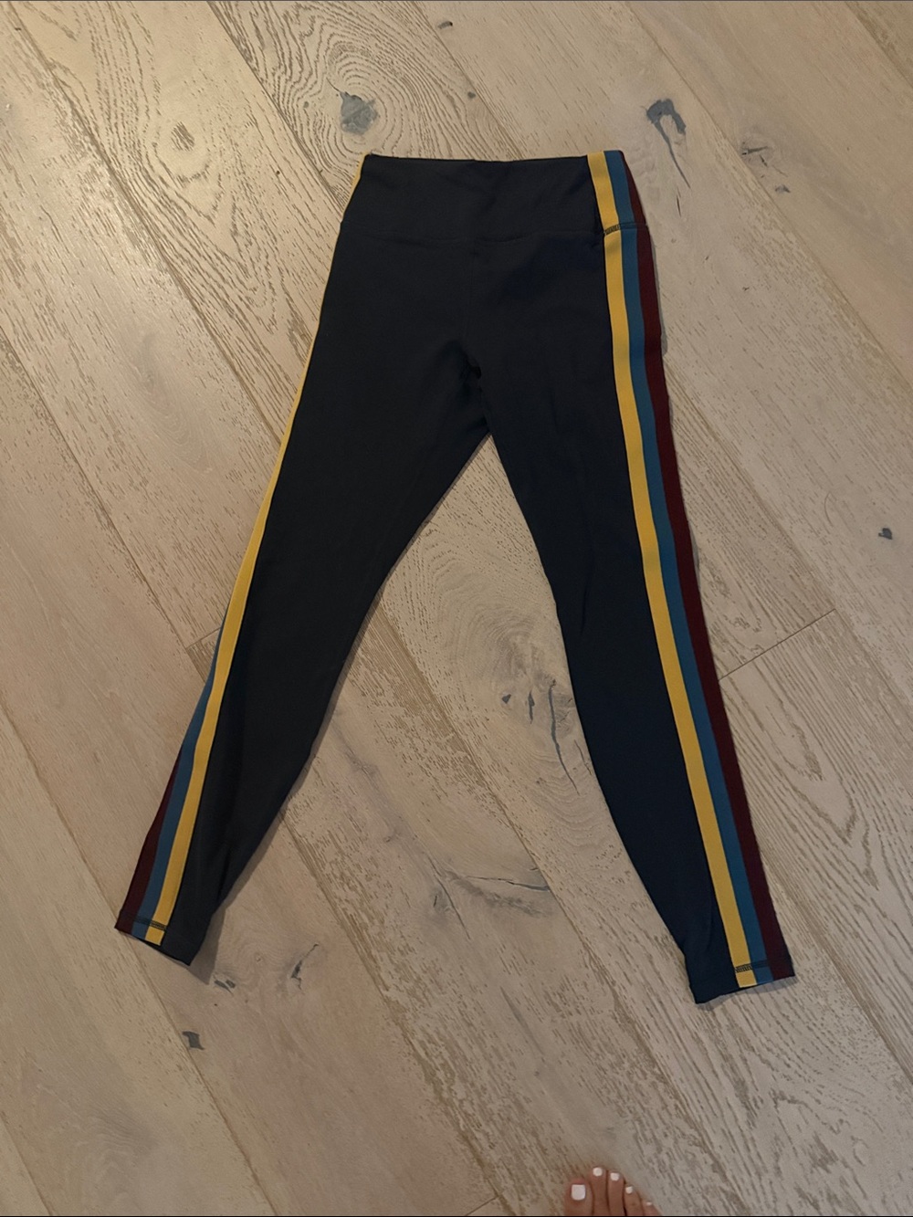 Spiritual Gangster Women Navy Athletic Leggings with Striped Side Panels Small